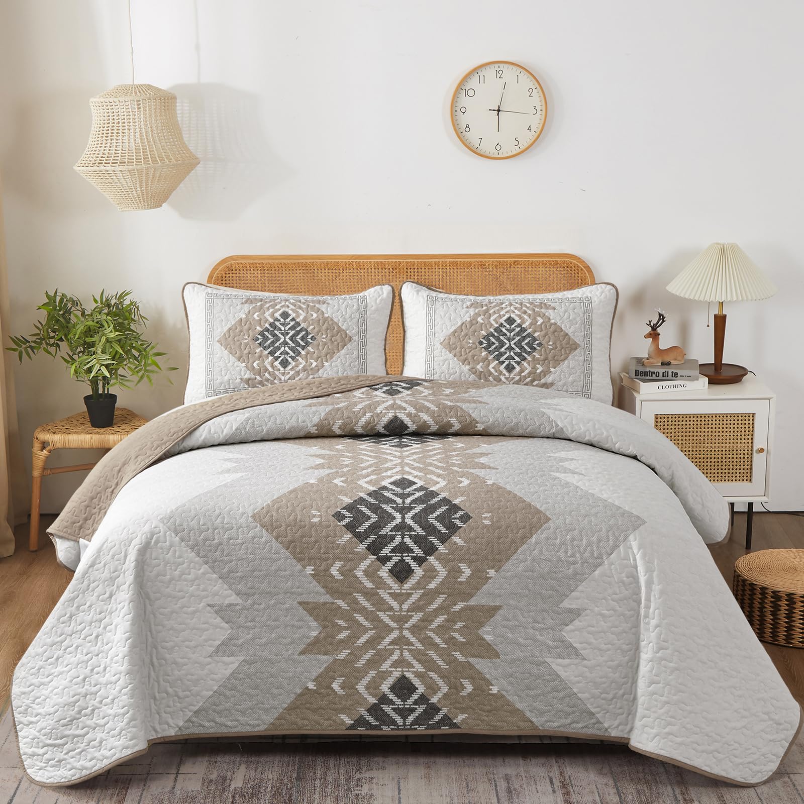 Photo 1 of Dintszyayue Brown Boho Quilt Set King,3 Pieces Aztec Texture Quilt with 2 Pillowcases,Bohemian Geometric Bedspread Bedding Set Microfiber Quilted Coverlet Set for All Seasons King Size(90"×103")