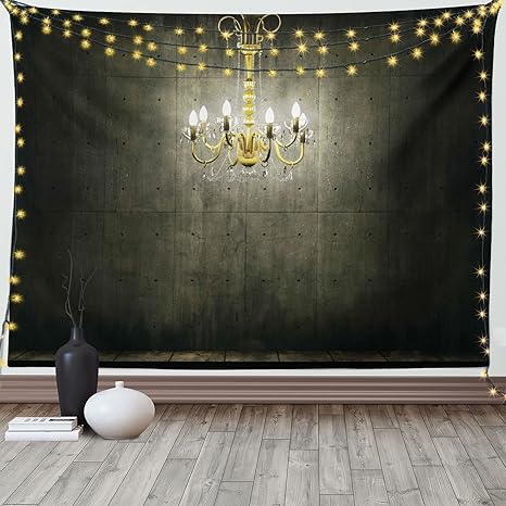 Amazon Co Jp Ambesonne グランジタペストリー クラシックシャンデリア ダークゴシック木製部屋 ヴィンテージスタイルルームピクチャー ワイド壁掛け 寝室 リビングルーム 寮 80インチ X 60インチ グレーイエロー ホーム キッチン