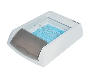 2. PetSafe Simply Clean Self-Cleaning Cat Litter Box