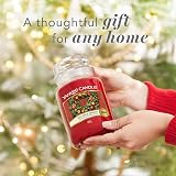 Yankee Candle Red Apple Wreath Large Jar Candle 150 Hour Burn Time view 7