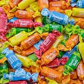 FRUIT CHEWS Candy 2 lb &ndash; Individually Wrapped (136 Pieces), Bulk Bag, 5 Assorted Flavors, Soft &amp; Fruity, Gluten &amp; Peanut Free