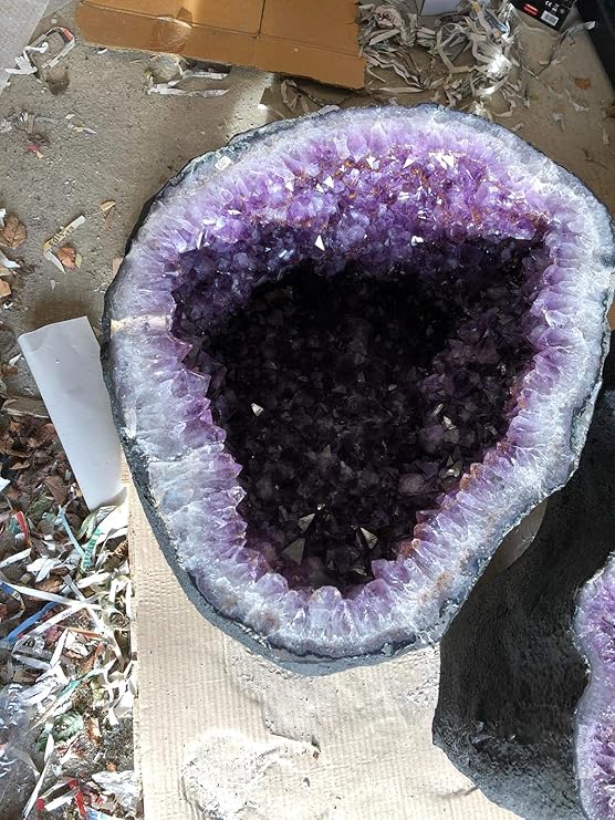 Amazon.de: Amethyst Tisch 4 120 kg L55 x B51 x H46 cm Geode Druzy