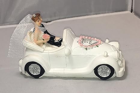 wunderschöne Spardose 'Brautpaar im Oldtimer' aus Polyresin