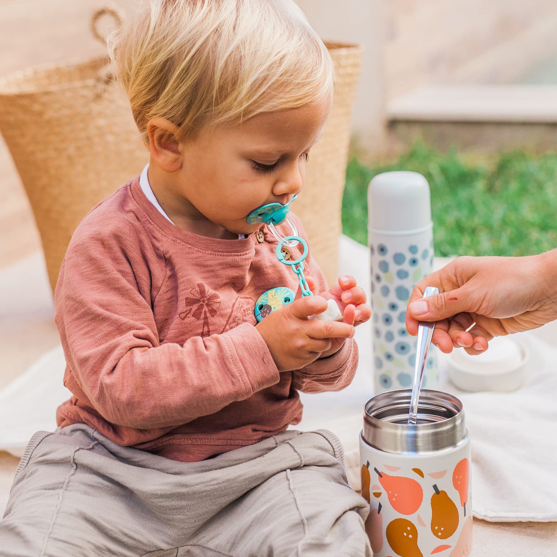 Suavinex, Thermoskanne Baby Unterwegs, Thermosflasche 500 ml Isolierflasche, Edelstahl, Hermetischer Schraubverschluss, Heidelbeere, Blau, 500 ml 4