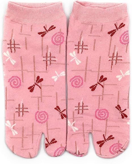 Amazon 和柄 足袋靴下 トンボ 22 25cm くるぶし丈 スニーカー丈 ピンク ソックス 通販