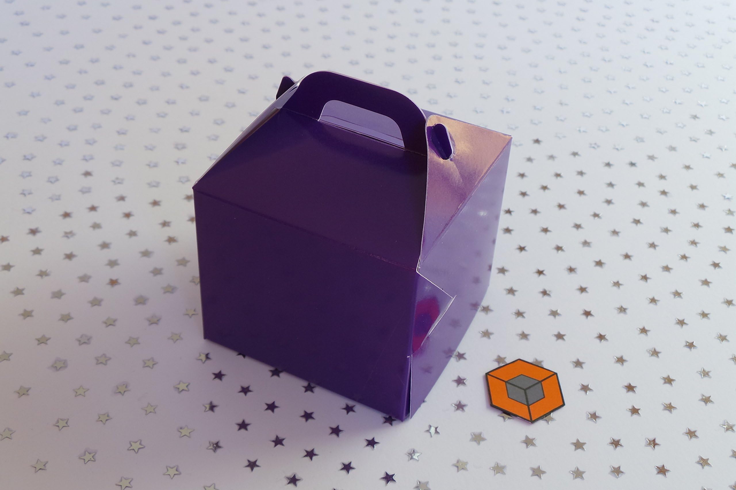 20 x Single Chocolate PURPLE cupcake boxes cake boxes 80x80x80mm inc inserts/holder