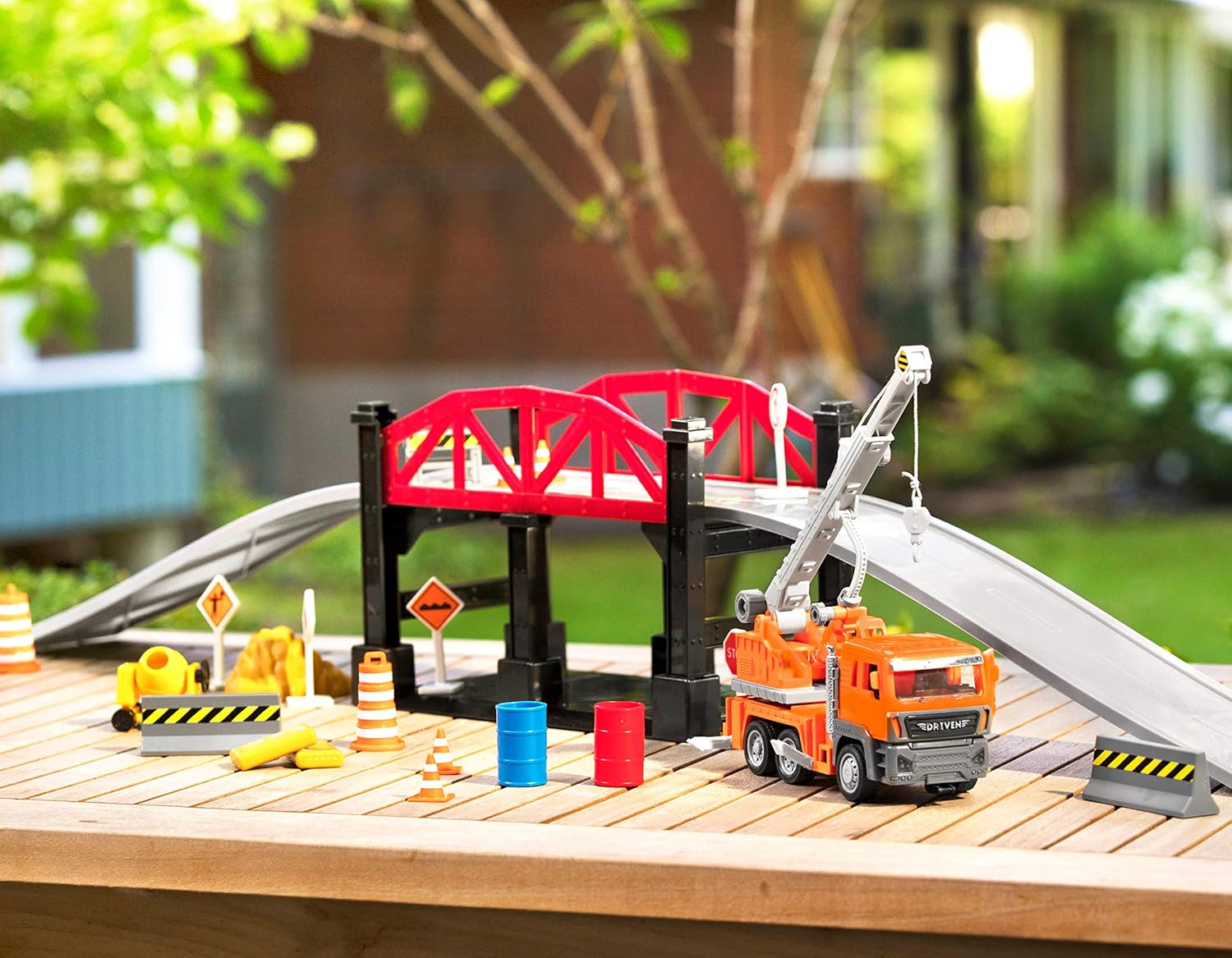 driven construction site crane playset
