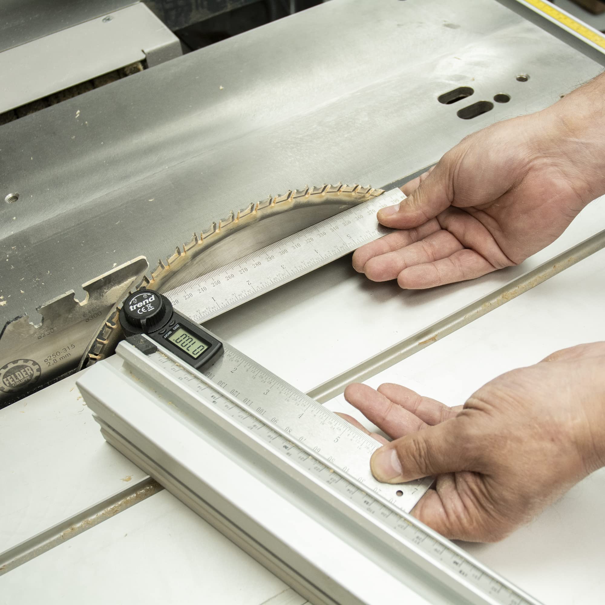 Trend 7 Inch Digital Angle Finder Ruler for Precise Internal and External Angle Measurements, DAR/200