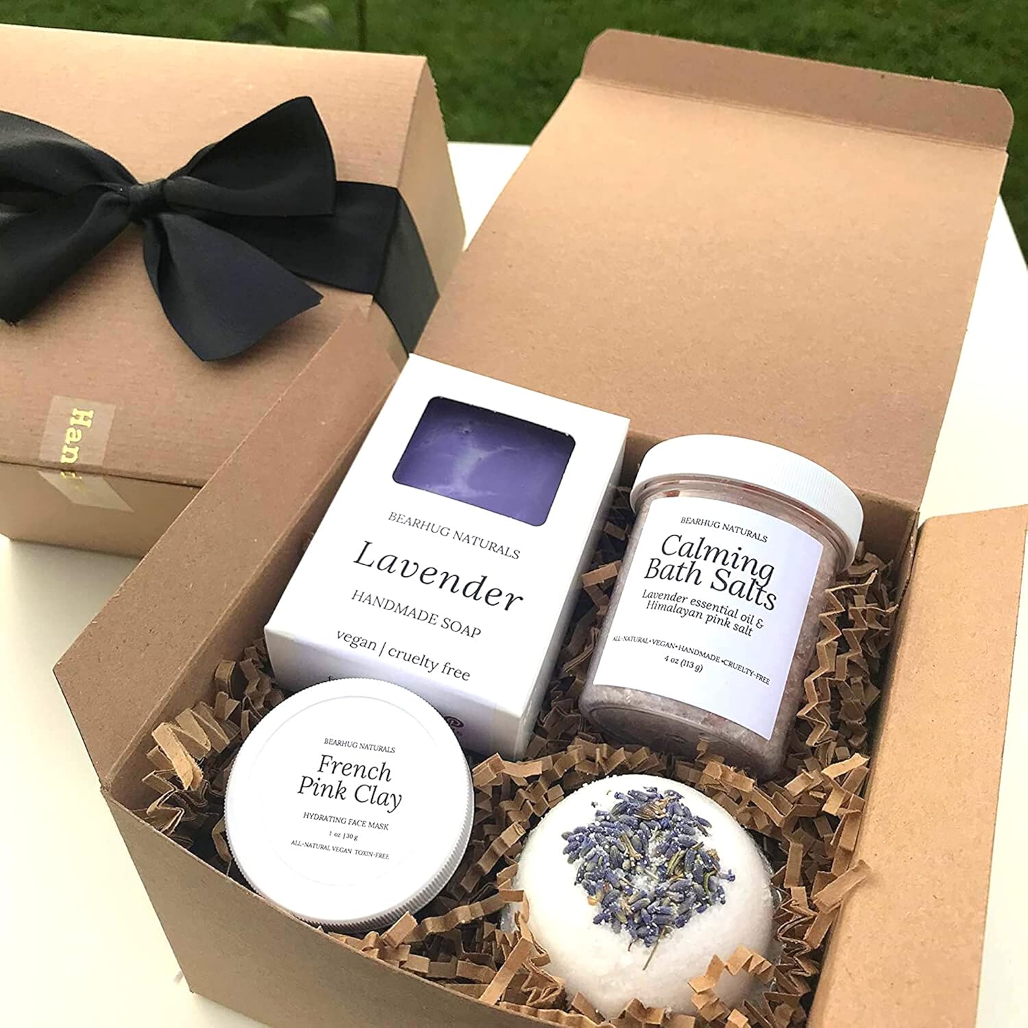 Amazon Com Bearhug Naturals Lavender Spa Set For Women All Natural Vegan Spa Gift Box Ideas For Mom And Women On Birthdays Valentines And Holidays Appreciation Gift For Teachers Handmade