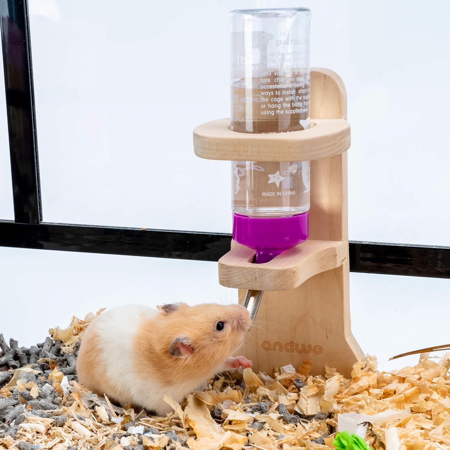 hamster bottle stand