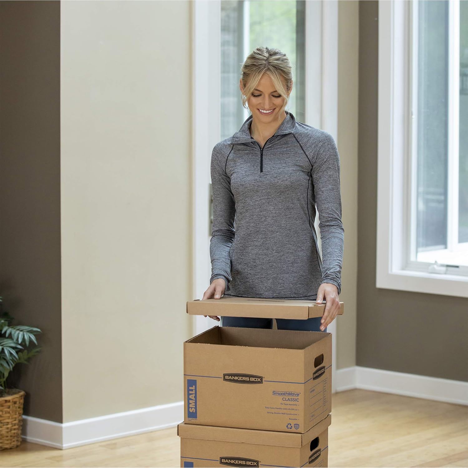 Bankers Box SmoothMove Classic Moving Boxes, Tape-Free Assembly, Easy Carry Handles, Small, 15 x 12 x 10 Inches, (7714901): Office Products