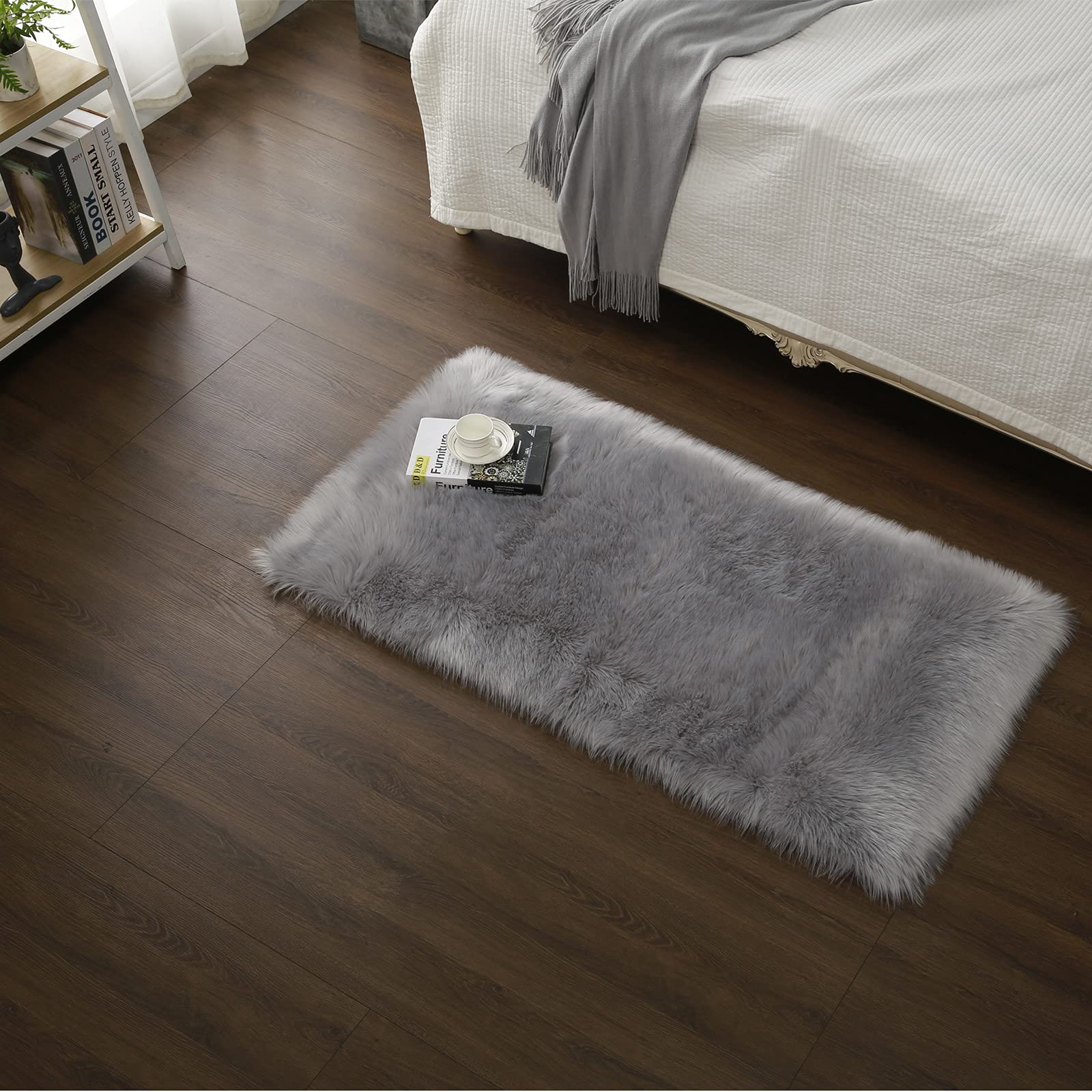 Cumay Super Soft Fluffy Faux Sheepskin Rug, Shaggy Silky Plush Carpet For Bedrooms Rugs Living Room Kids Rooms Decor Bedside Rugs (31.5 x 70.8 inch, Gray)