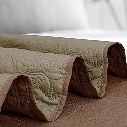Easy-Going King Size Reversible Quilt Set with 1