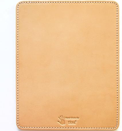 Amazon 名入れ 無料 本革 マウスパッド D0 レーザー 光学式 マウスにも対応 縦長 ナチュラル 本ヌメ Tkna タクミレザープロダクツ マウスパッド 通販