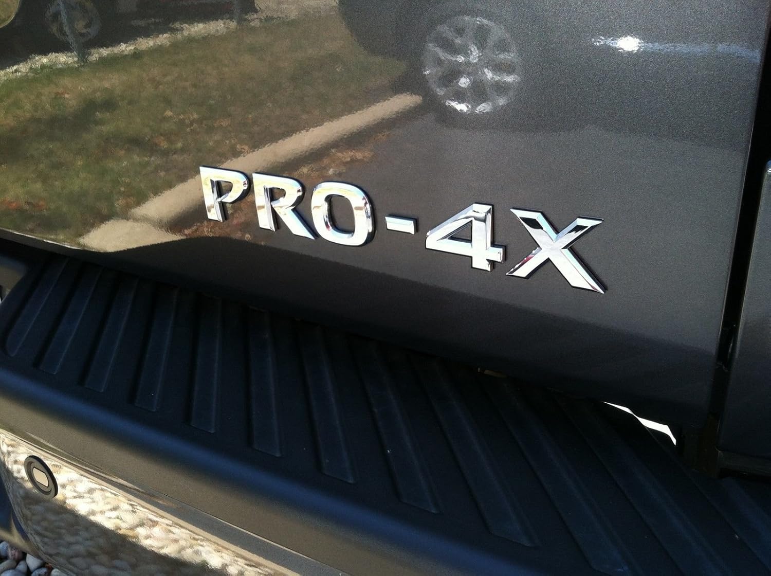 nissan armada pro 4x