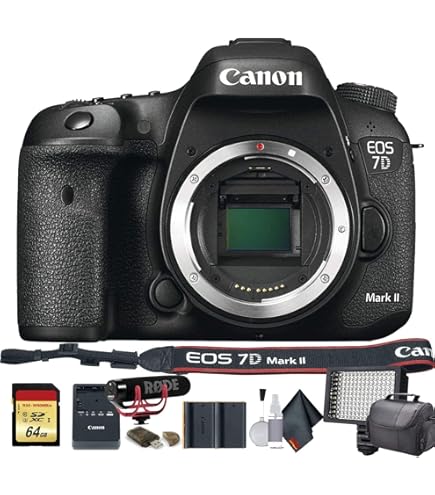 Amazon.com: Canon EOS 7D Mark II Digital SLR Camera with 18-135mm