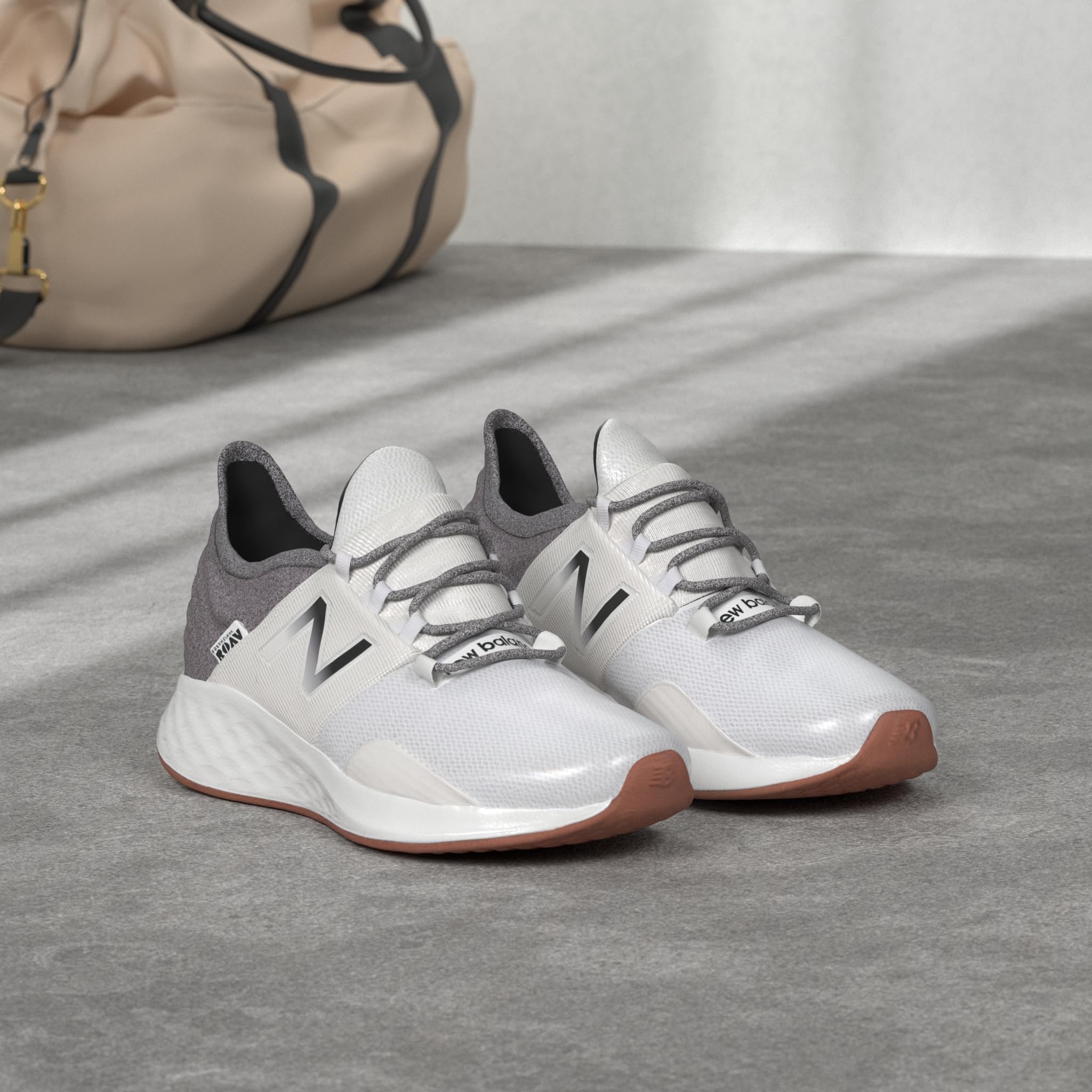 women's fresh foam roav v1 sneaker