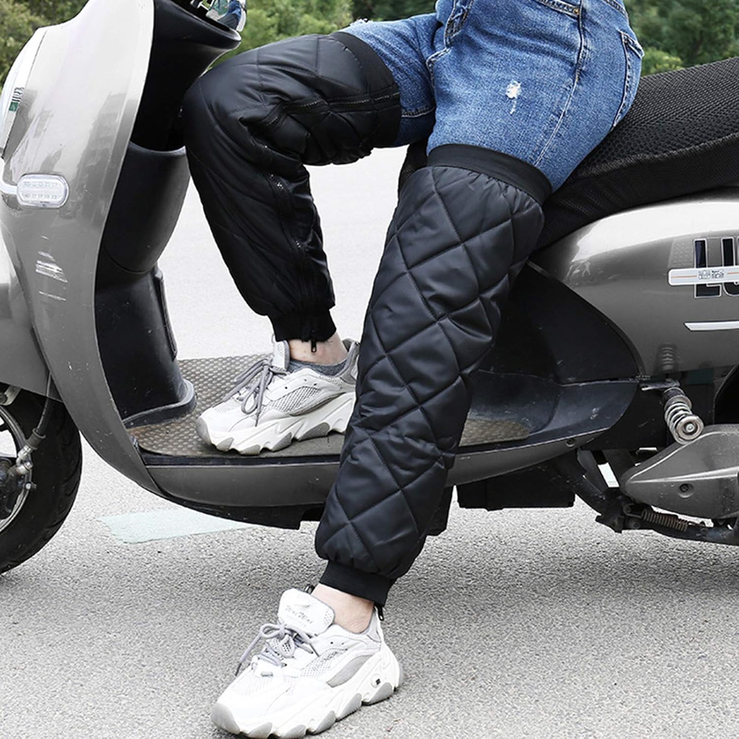 Woolala Extra Long Winter Quilted Leg Sleeves for Outdoor, Thicken Thermal Leg Warmer Zip Off