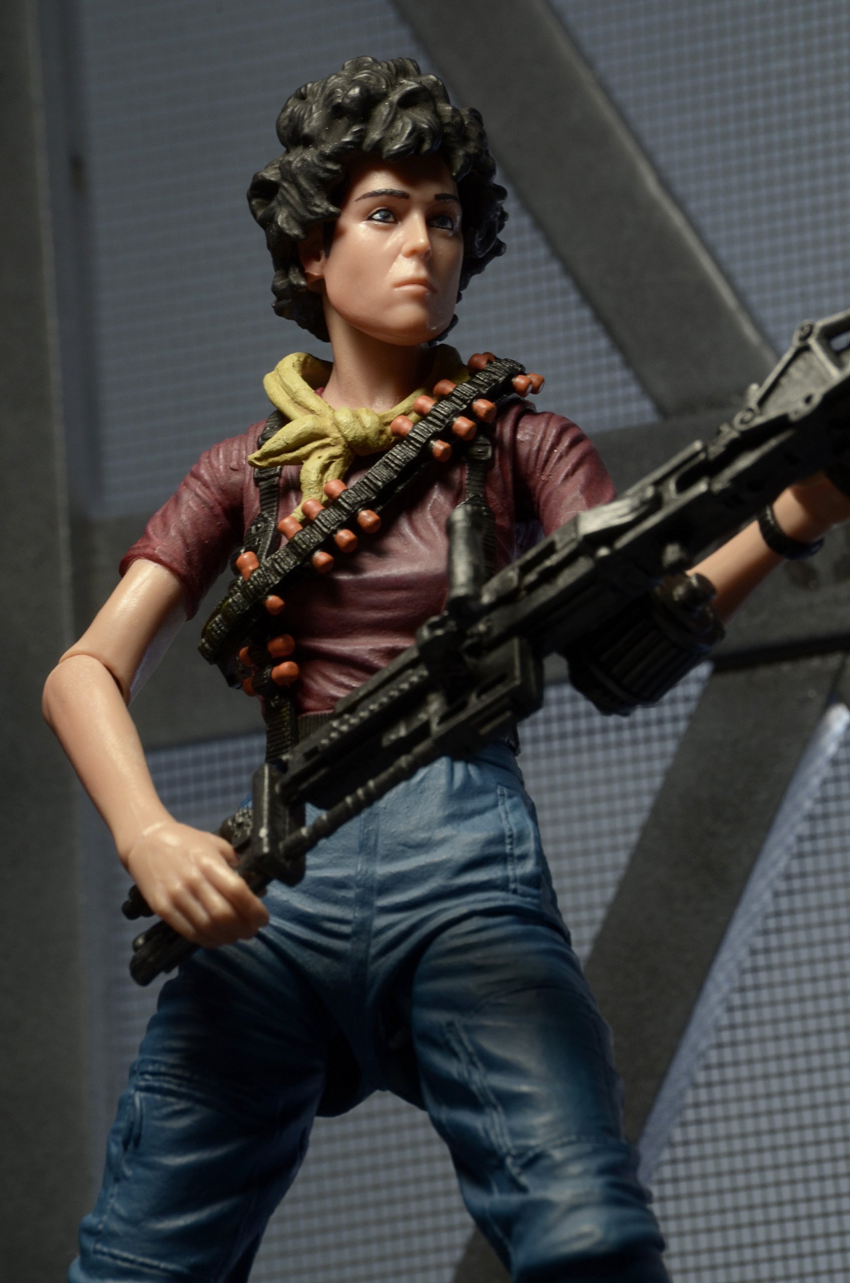 Mua NECA Collectible Aliens 7" Scale Action Figure - Kenner Ripley trên ...