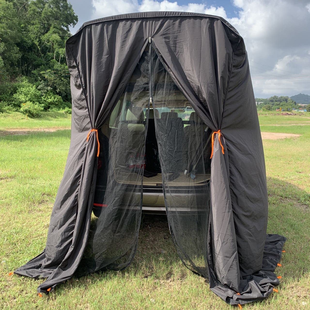 Photo 1 of SUV Tailgate Shelter Tent Privacy Shelter Waterproof Black Portable Changing Room for Biking Toilet Shower Sleeping Beach Swimming L:W:H:4.9ft:4.9ft:7.5ft 6pcs Tent Pegs to fix