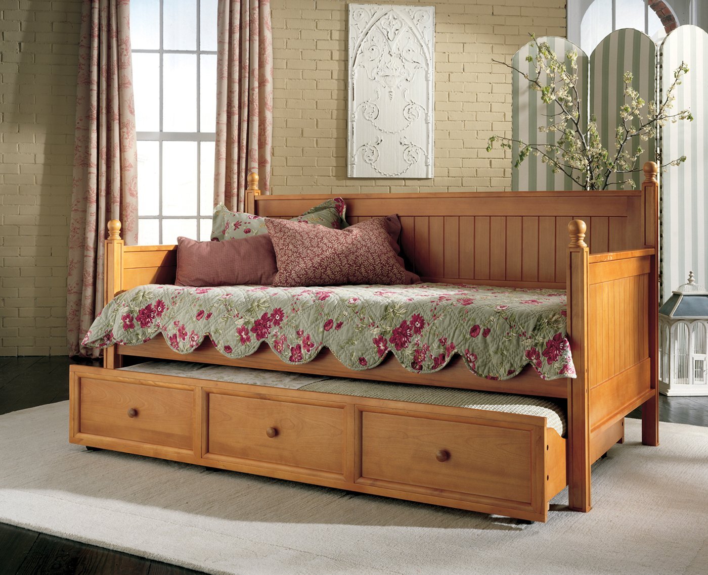 Casey Daybed Honey Maple (without Trundle) by Fashion Bed Group LAVORIST