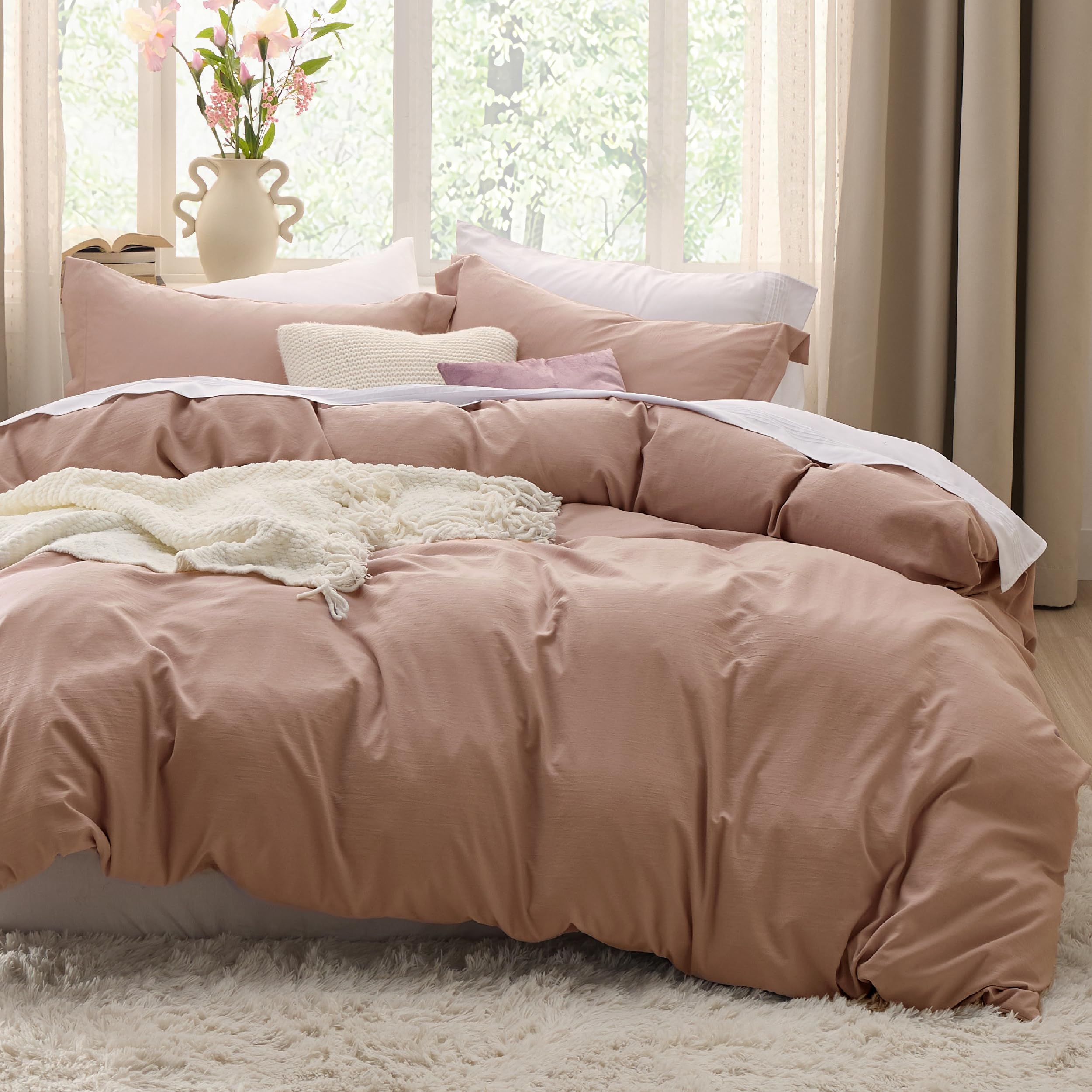 Photo 1 of Bedsure Mocha Mousse Duvet Cover Queen Size - 3 Pieces Prewashed Cotton-Like Extra Soft Bedding Set, Includes 1 Duvet Cover 90x90 Inches with Zipper Closure & 2 Pillow Shams, Comforter Not Included