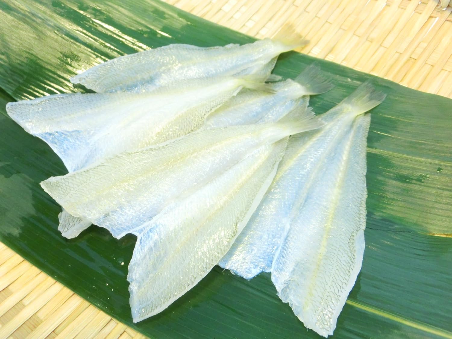 Amazon 業務用 開きキス 40尾 天ぷらやフライに最適な冷凍の業務用 鱚の開き 開きキス 40尾 シーフードマックス 鮮魚 通販