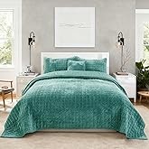 COCOPLOCEUS Quilt Set Oversized King Size 120x128 Luxurious Velvet Bedding Sets with 2 Pillow Shams 20x36 3 Pieces Ultra Soft Quilted Bedspread Coverlet Comforter for All Season,Aqua Green