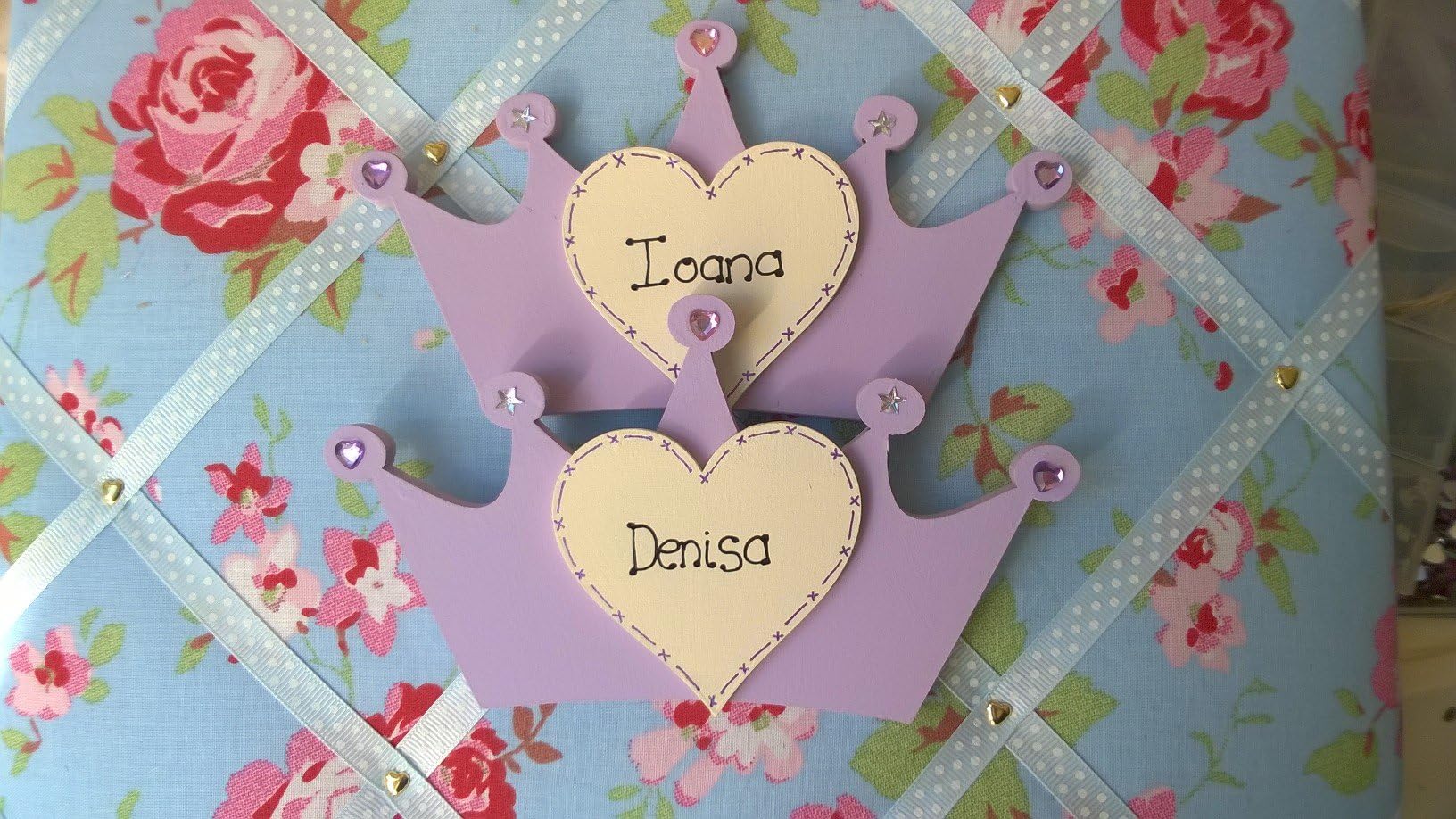 HANDMADE SHABBY CHIC LILAC PRINCESS CROWN PERSONALISED NAME DOOR HANGER PLAQUE SIGN
