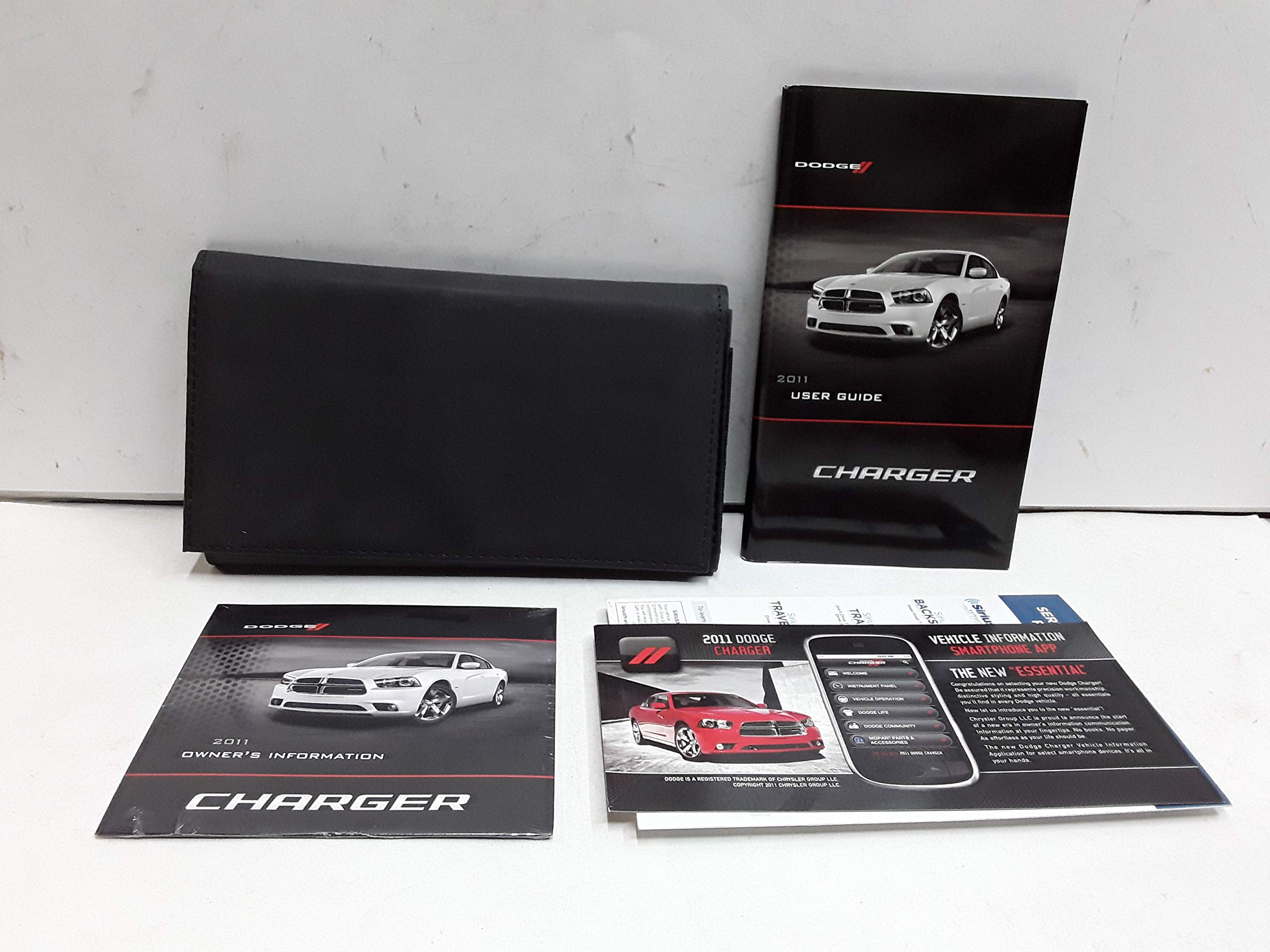 2011 Dodge Charger Owners Manual Paperback – 2011