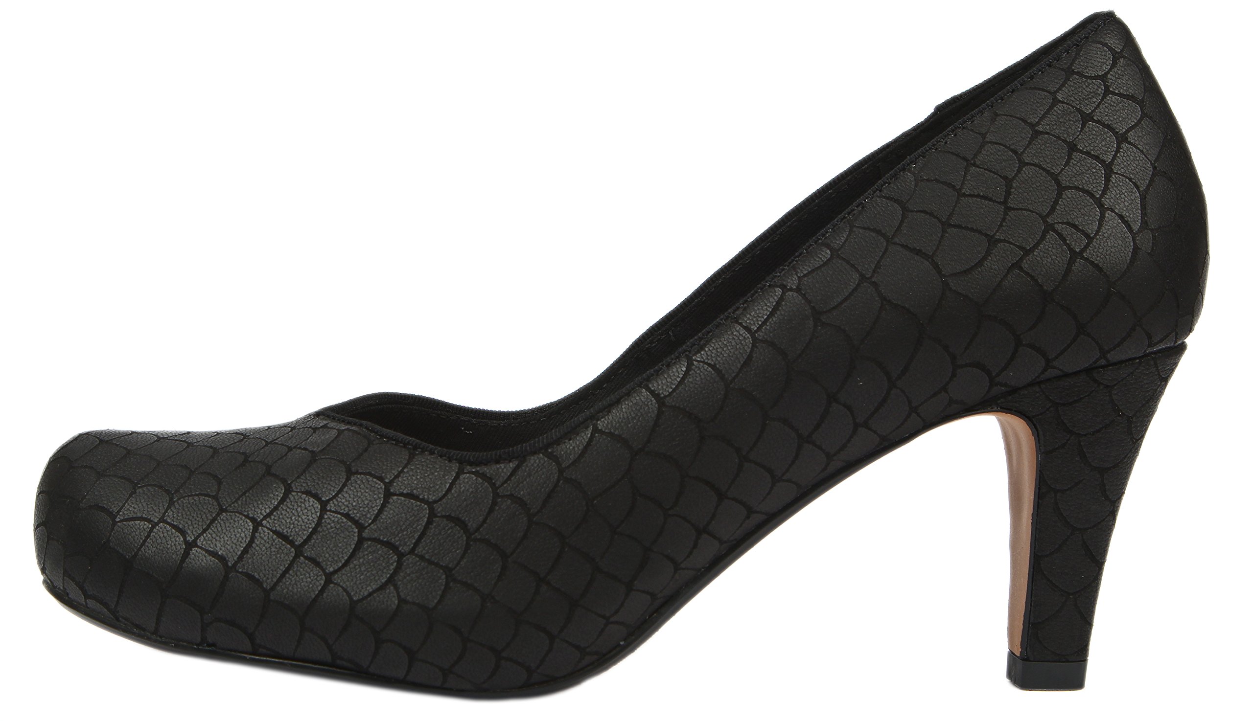 clarks chorus voice shoes