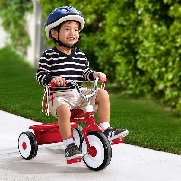 RADIO FLYER 411S KIDS TODDLER READILY ASSEMBLED ADJUSTABLE BEGINNER TRIKE TRICYCLE BIKE WITH STORAGE BIN AND HANDLE STREAMERS, RED