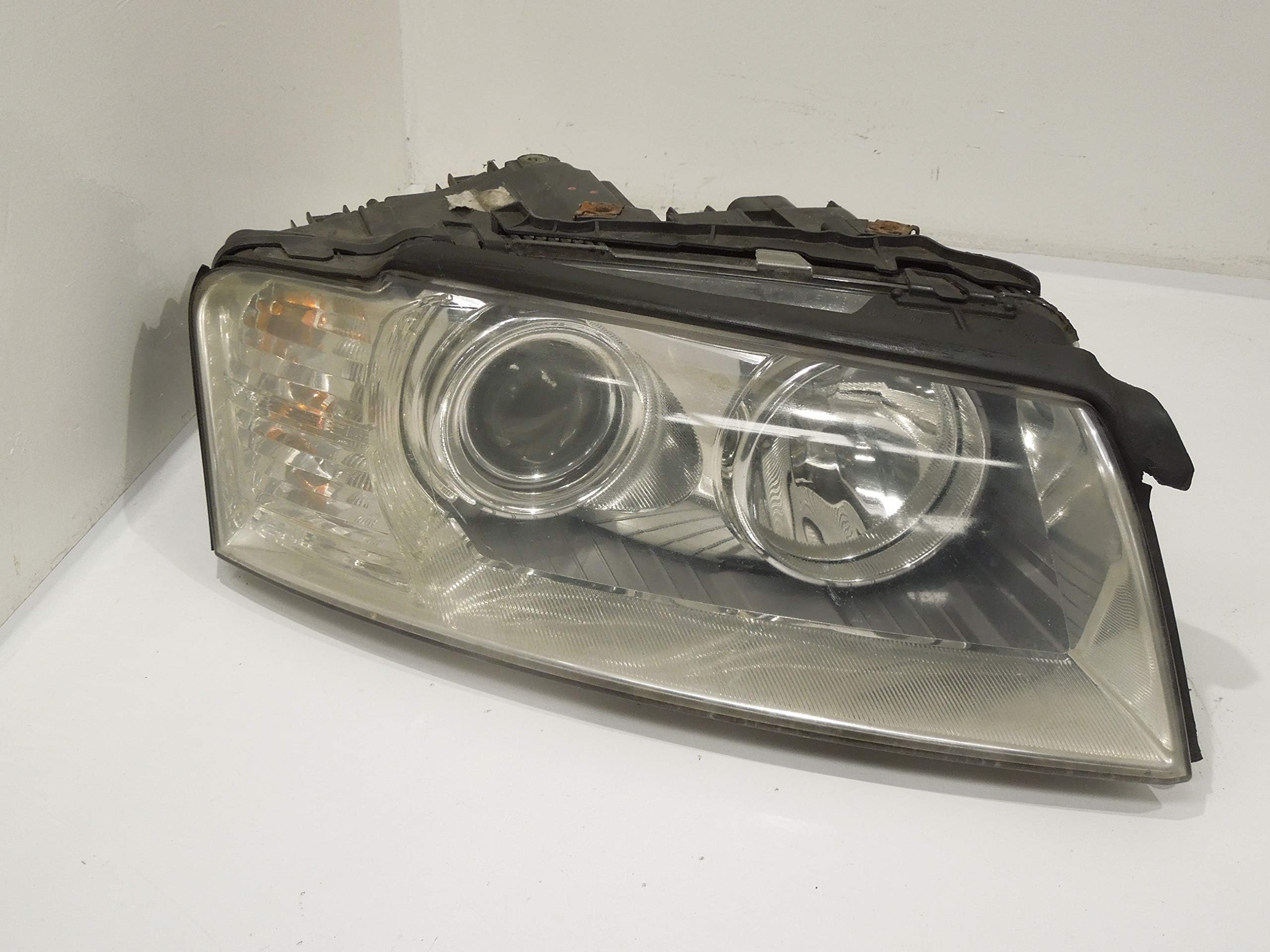 A8 D3 OS Right Halogen Headlight Aftermarket HID