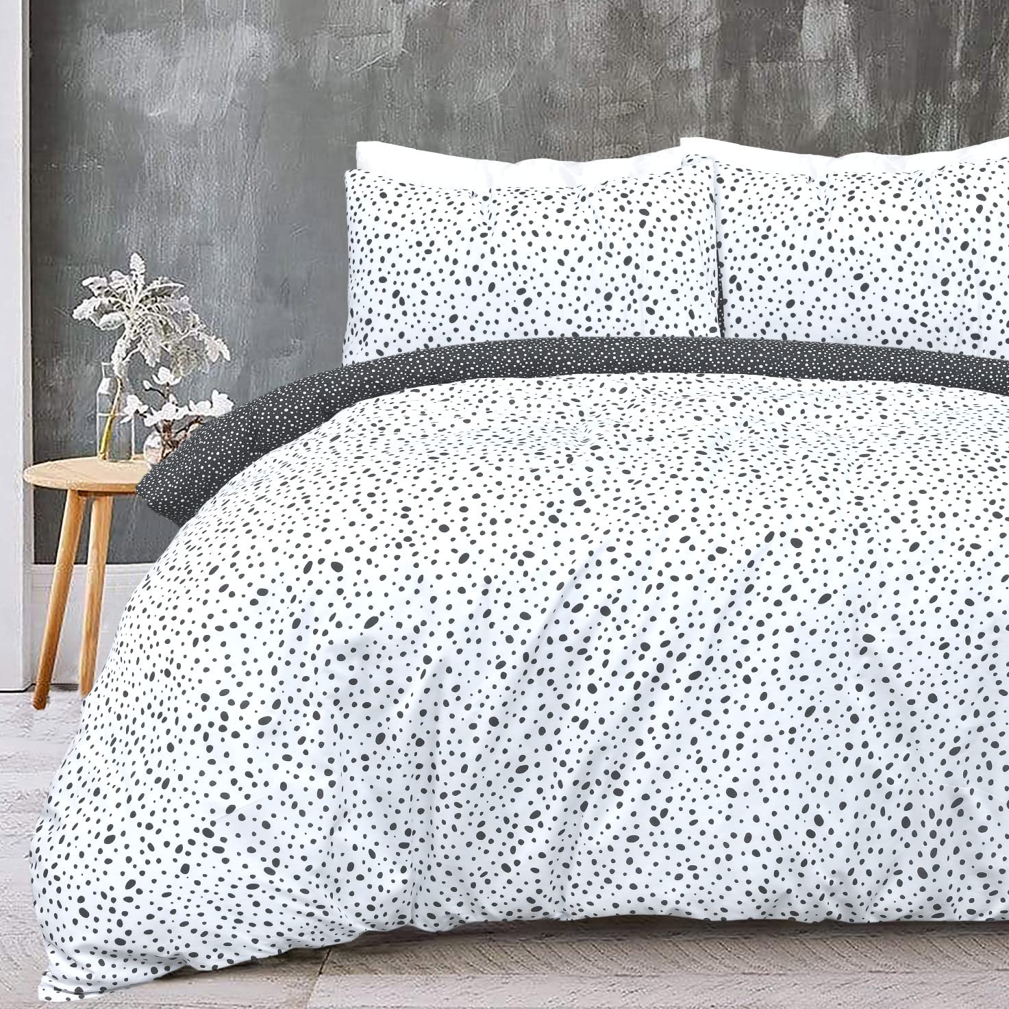 Sleepdown Polka Dots Reversible Black White Mono Duvet Cover Quilt Pillow Case Bedding Set Soft Easy Care - Single (135cm x 200cm)