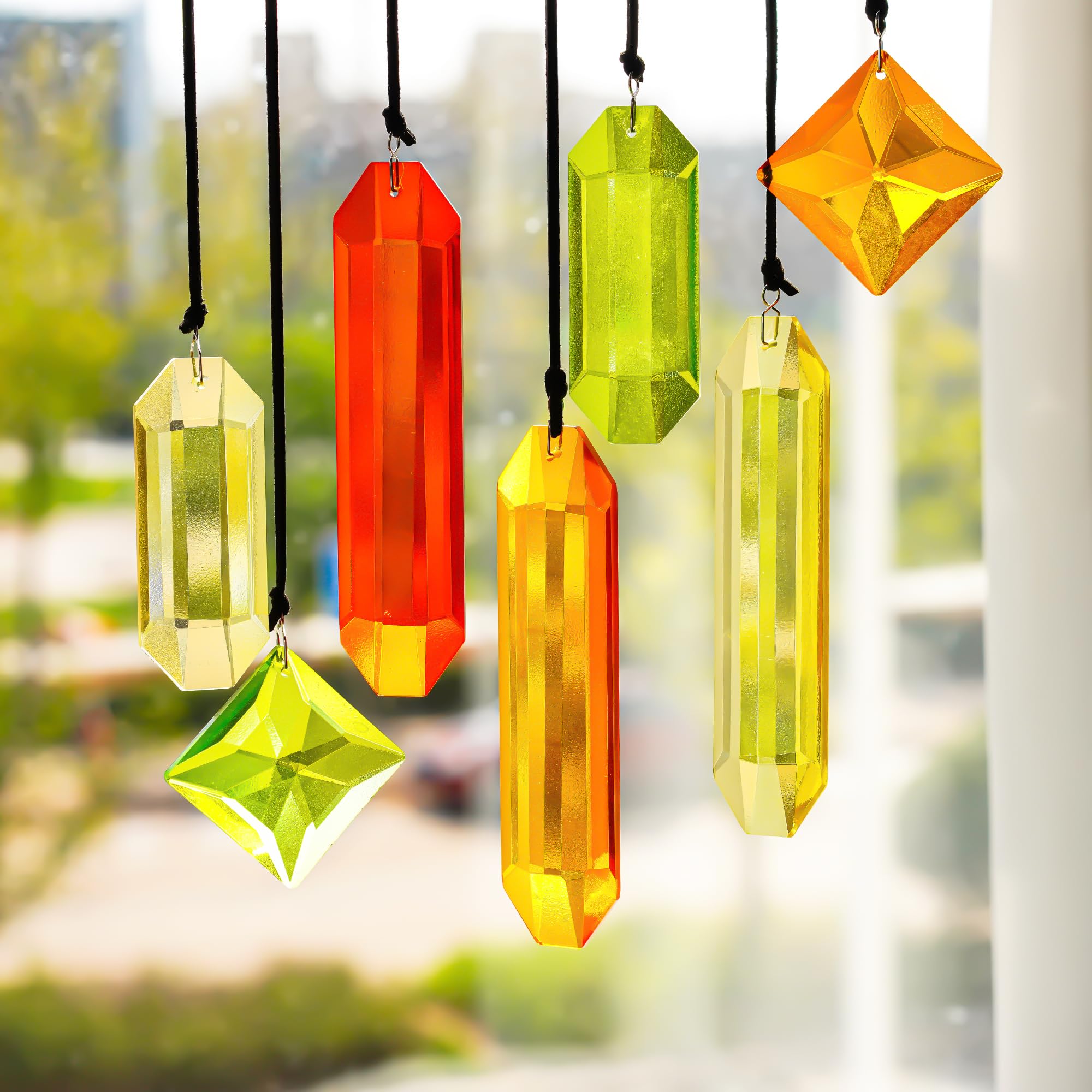 Photo 1 of HDCRYSTALGIFTS 7PCS Crystal Prisms Suncatcher for Window Hanging, Rainbow Hanging Crystal Sun Catchers Indoor Window, Home Garden Christmas Decorations (Season Design)
