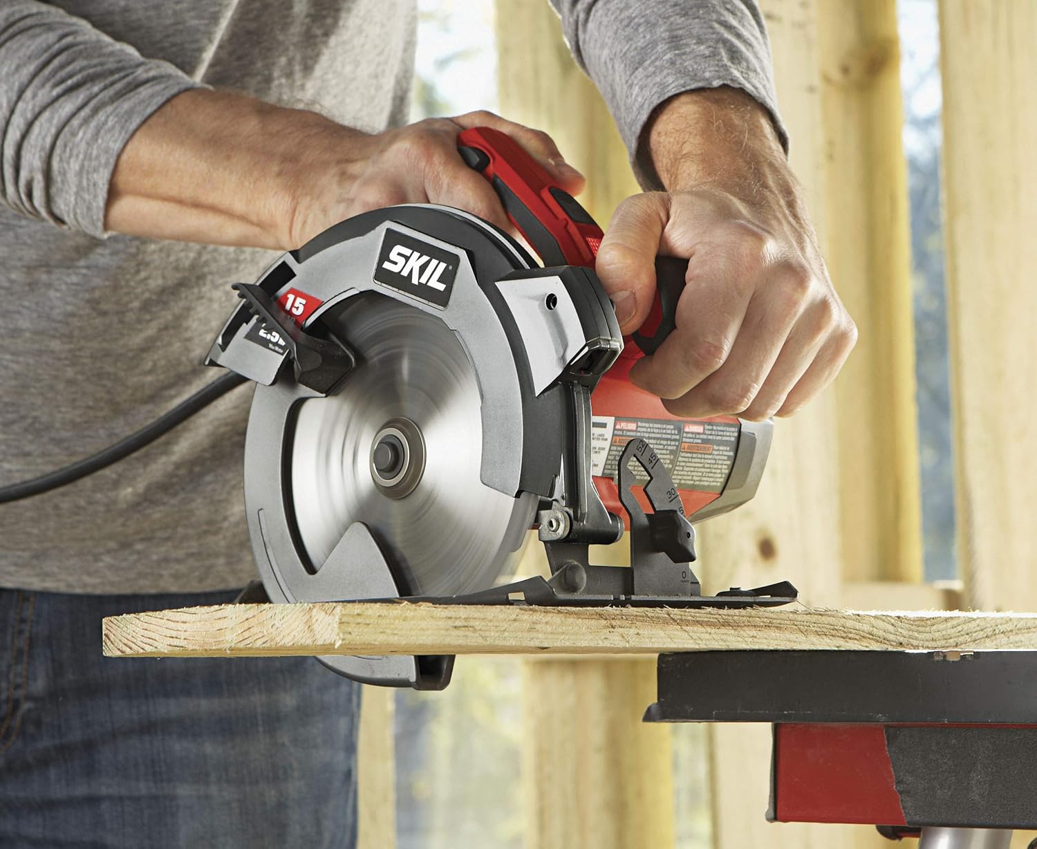 SKIL 5280-01 15-Amp 7-1/4-Inch Circular Saw with Single Beam Laser Guide - - 