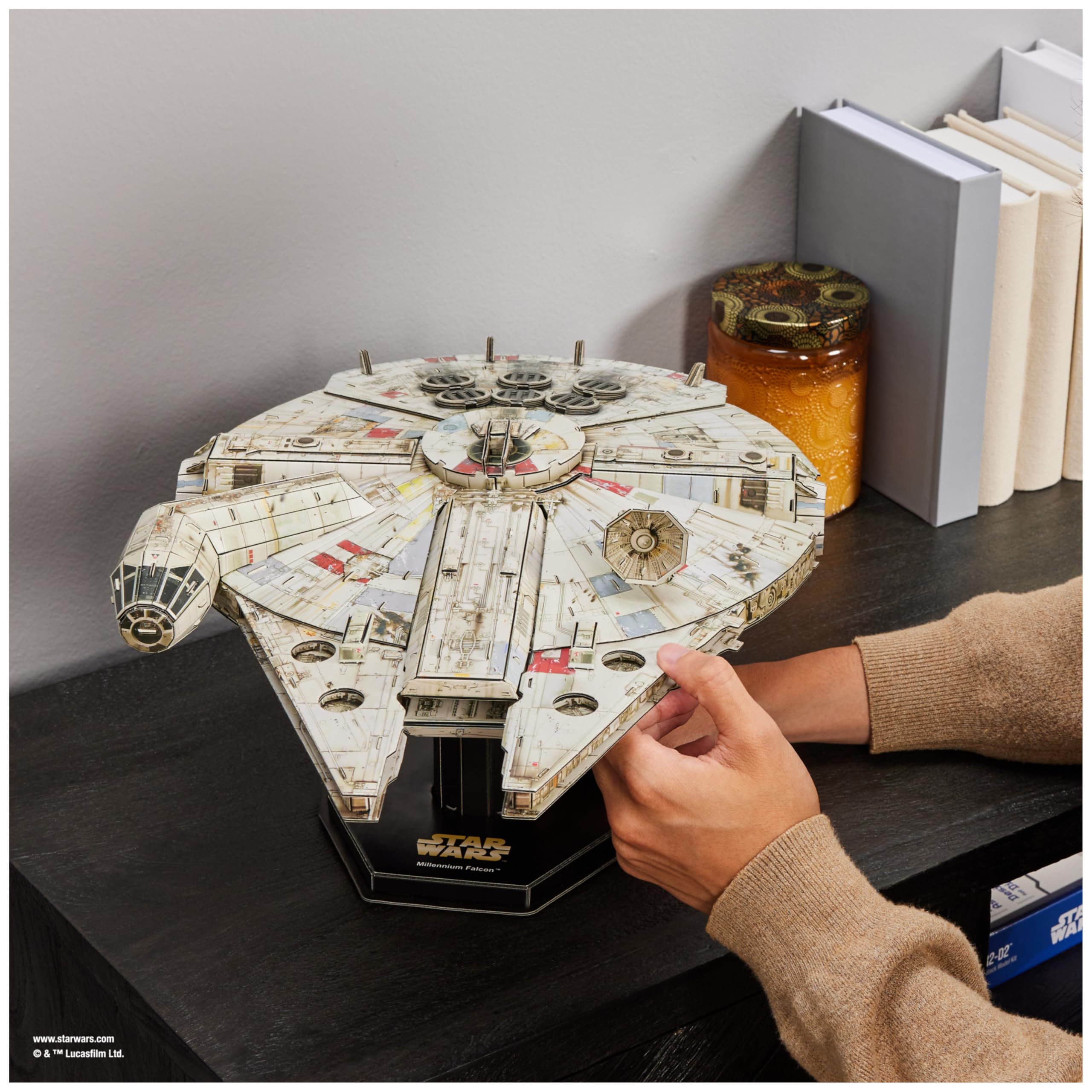 4D Build Star Wars Millennium Falcon 3D Model Kit, 𝖲tar Wars Gifts, Ѕtar Ｗars Toys Desk Decor for Star Ｗars Fans & Collectors, Adults & Teens 12+