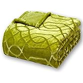 Serenhom Soft Cozy Fleece Throw Blanket, 50x60 Inches – Lightweight Plush Blanket for Couch, Fuzzy 3D Jacquard Design, for Sofa, Bed & Travel - Olive Green