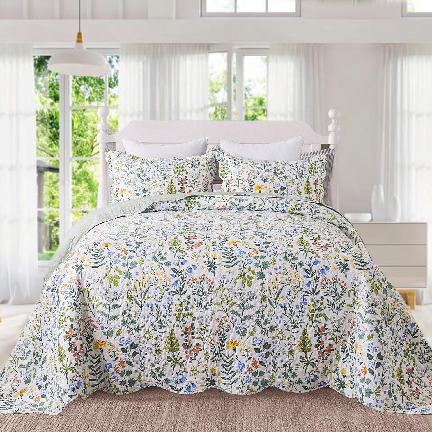 Photo 1 of Homcosan Floral Quilt Set King Size - Soft Bohemian Bedspread Coverlet, 3 Pieces Microfiber Lightweight Quilt Bedding Set with 2 Pillow Shams for All Season Use