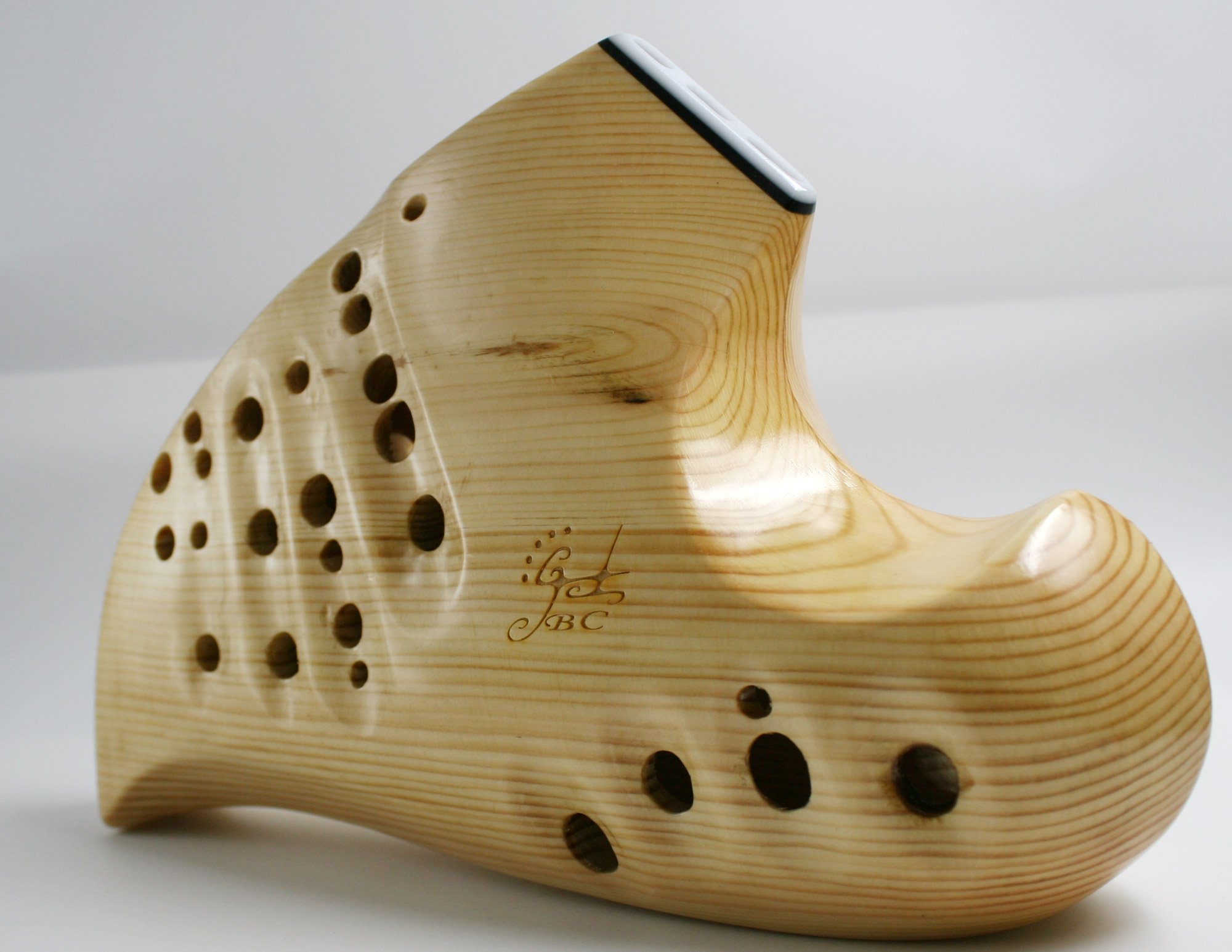 Bass Triple Chamber,key of C,pine Wooden Ocarina,unique Design and