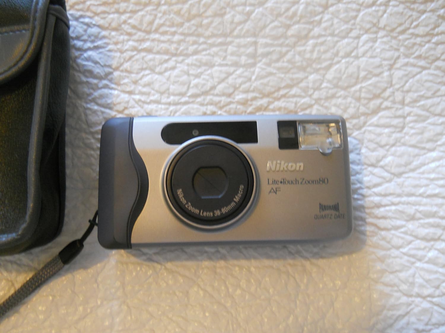 Amazon.com : Nikon LiteTouch Zoom 80 35mm Compact Camera USA : Point And  Shoot Film Cameras : Camera & Photo