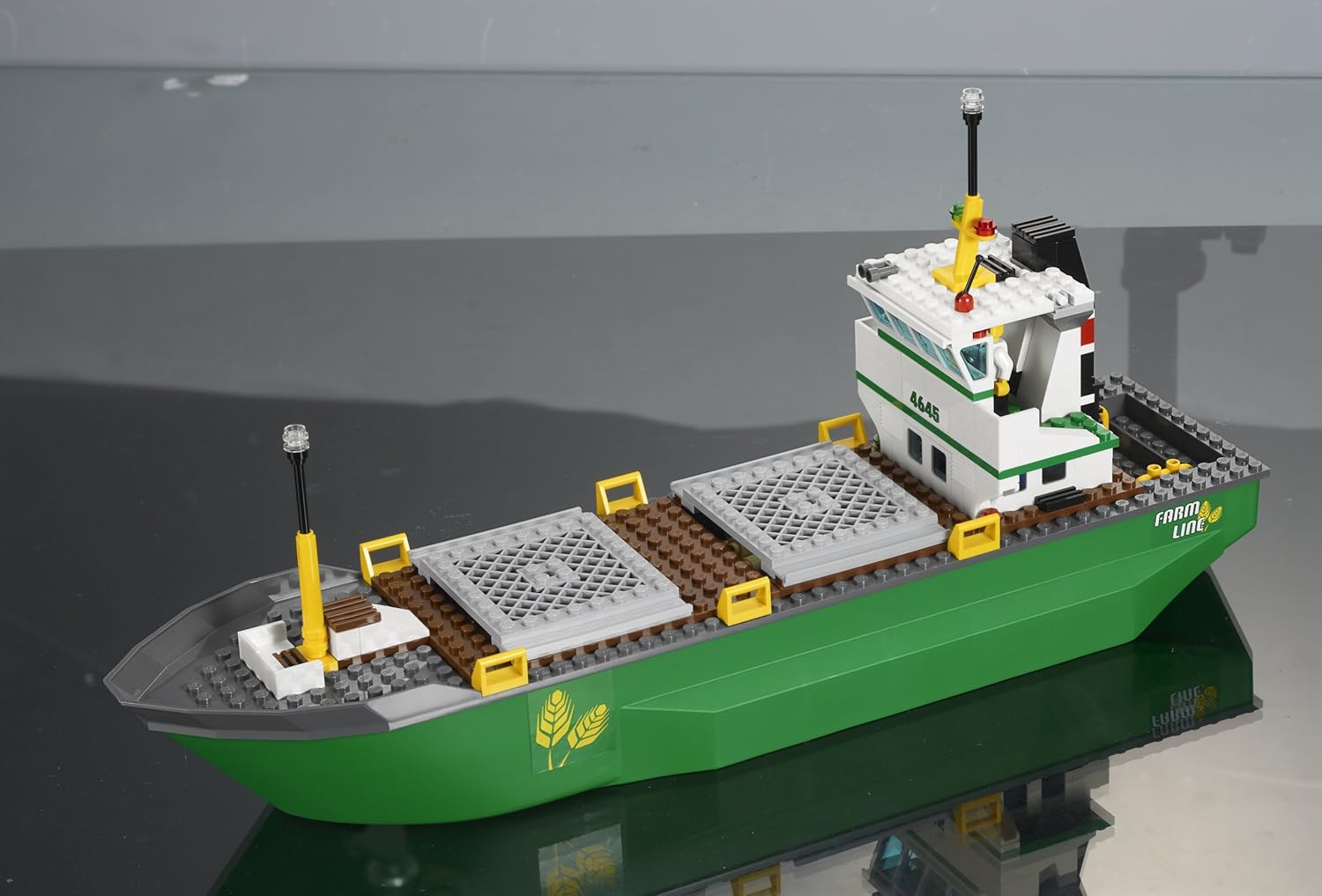 lego farm line boat