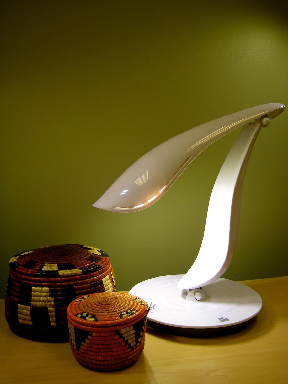 beacon lighting desk lamps
