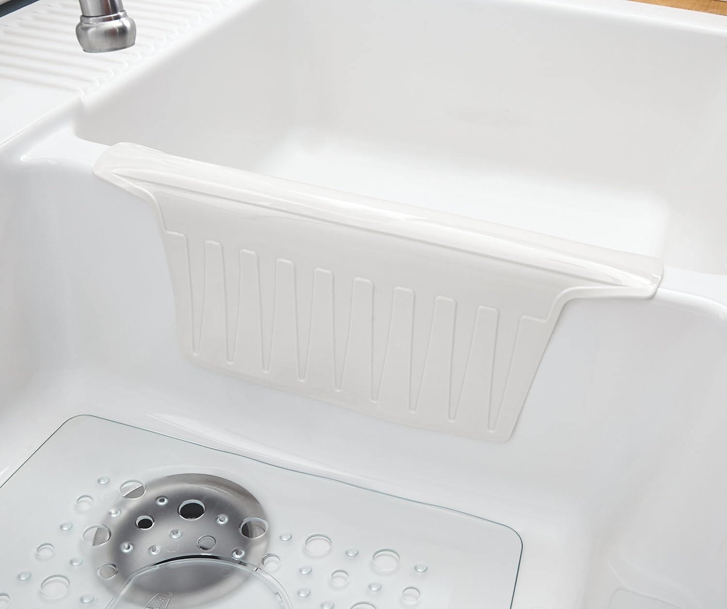 Rubbermaid Sink Divider Mat 1297ARWHT, 11.5" x 13.8" Sporting Goods