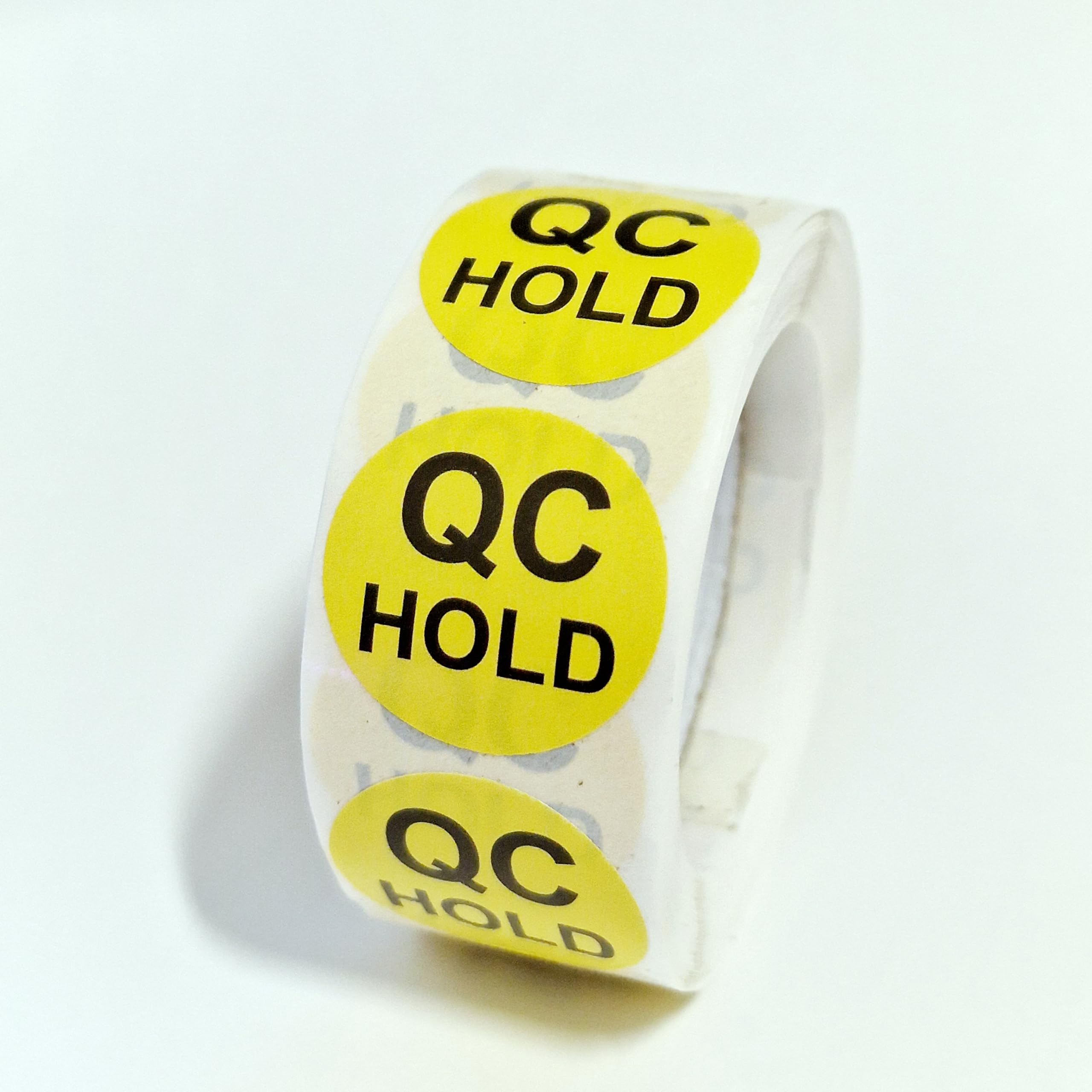 MajorCrafts 500 Labels per roll 2.5cm 1" QC Quality Control Round Sticker Labels (QC Hold - V099)