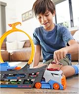 Hot Wheels Transporter Truck Stunt Set 18 Car Capacity Large Loop Launcher GCK38 view 2