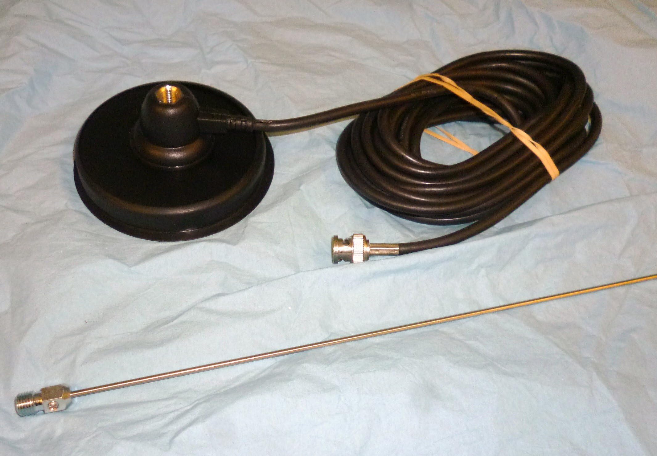 Antenna TAXI CAB VHF MAG 8 COMPLETE 70MM BASE WITH bnc COMPLETE