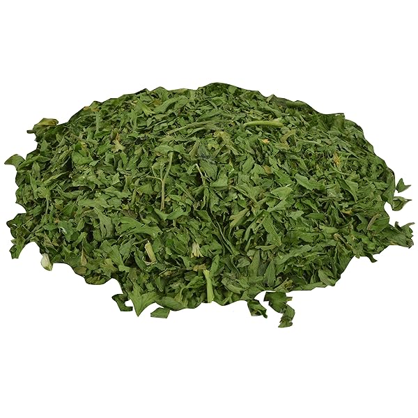 MCCORMICK CULINARY PARSLEY FLAKES, 2 OZ – ONE 2 OUNCE CONTAINER OF DRIED PARSLEY FLAKES FOR VEGETABLE-LIKE TASTE, IDEAL FOR FLAVORING CHICKEN SALADS, FISH AND MORE