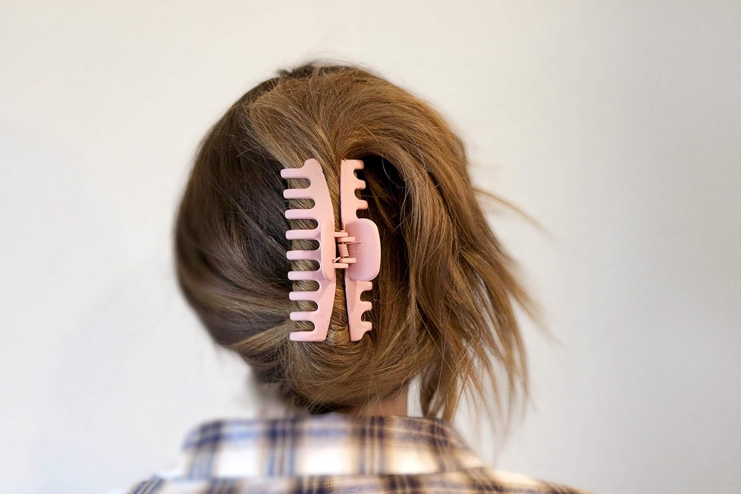 Claw Hair Clip – Claw Clip 3 Pack Hair Styling Accessories – Strong Hair Claw Clips for All Hair Types – Jaw Clip for Styling and Sectioning – Black, Pink and Green Hair Jaw Clips by Wareworks : Beauty