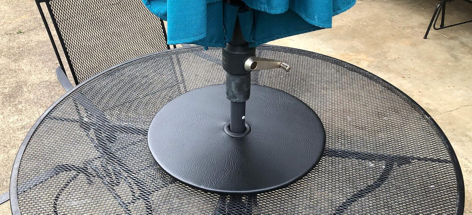 Amazon Com Lazy Susan 30 Round With Umbrella Pole Opening Turntable For Patio Table Outdoor Kitchen Picnic Table Bbq Catering And Food Service Covered In A Colored Vinyl Champagne Vinyl Garden Outdoor